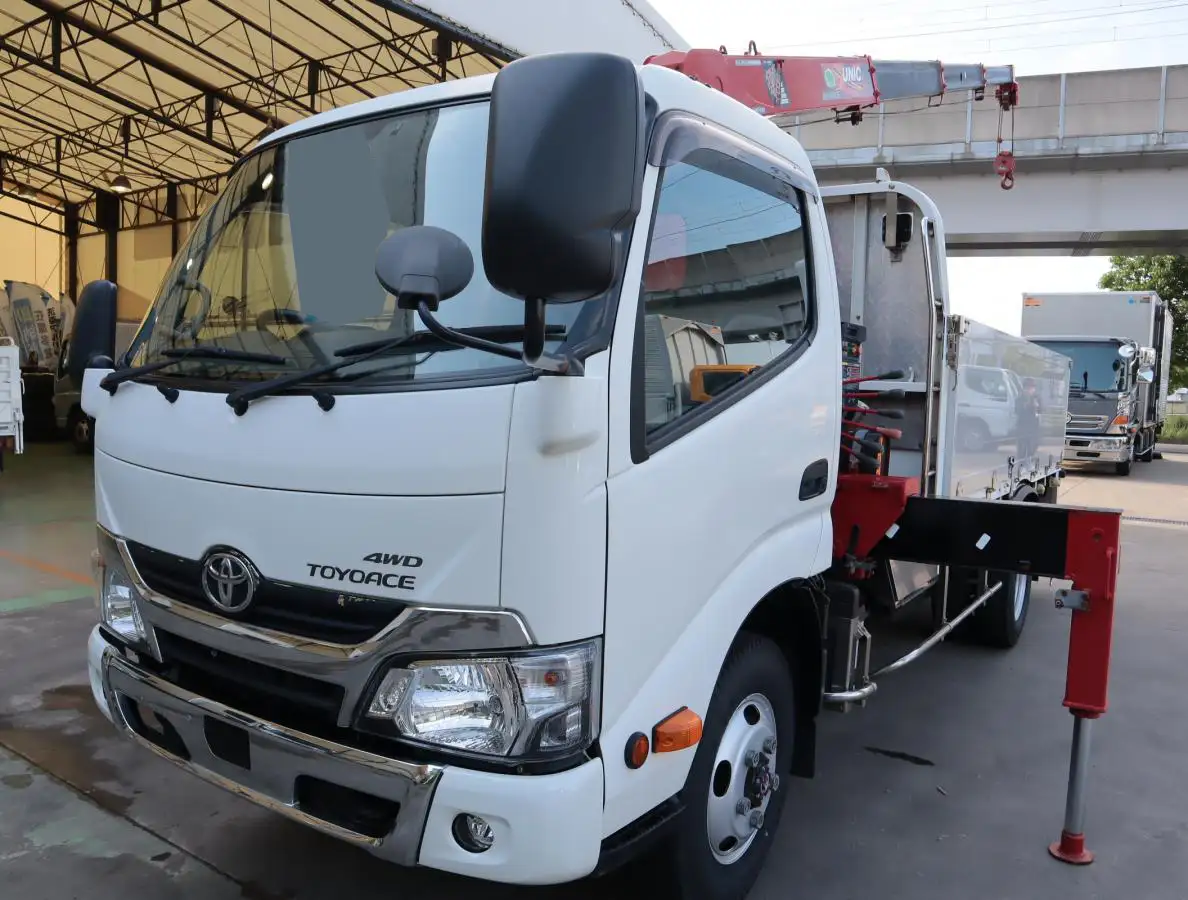 トヨタ トヨエース 小型 クレーン付 アルミブロック 4段の中古トラック画像1