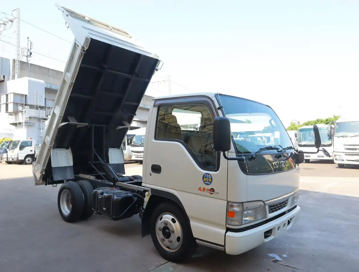 いすゞ エルフ 小型 ダンプ KR-NKR81ED H15の中古トラック画像2