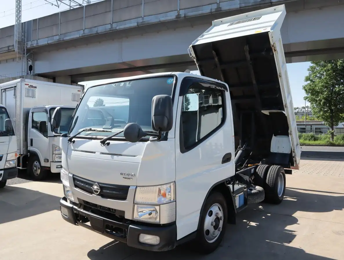 日産 アトラス 小型 ダンプ 強化 2RG-FBA6Wの中古トラック画像1