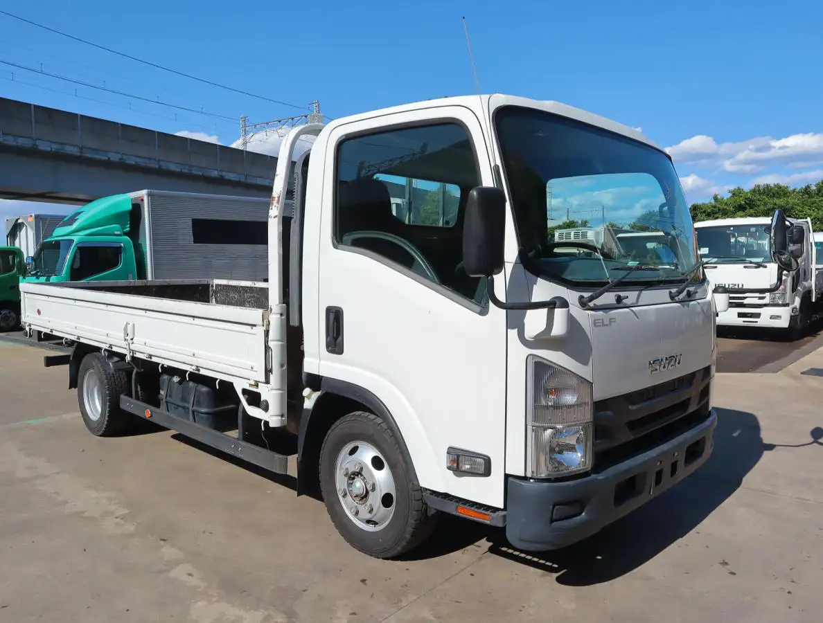 いすゞ エルフ 小型 平ボディ TPG-NPR85AR H27の中古トラック画像2
