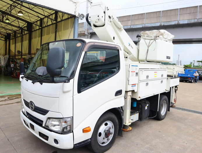 三菱 キャンター 小型 冷凍冷蔵 低温 床ステン の中古トラック【車両No.162474】