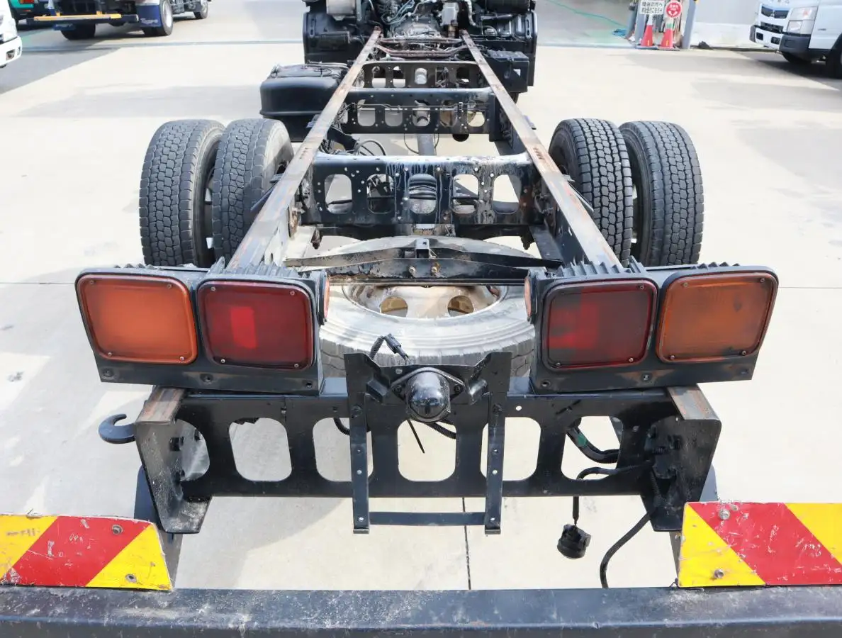 いすゞ フォワード 中型/増トン シャーシ TKG-FRR90S2 H27の中古トラック画像5