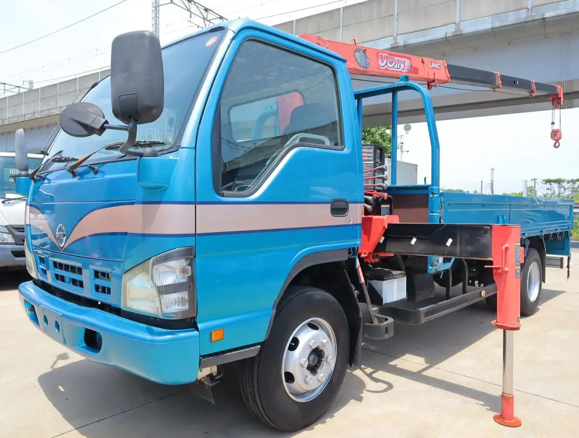 日産 アトラス 小型 クレーン付 4段 ラジコン の中古トラック【車両No.146423】