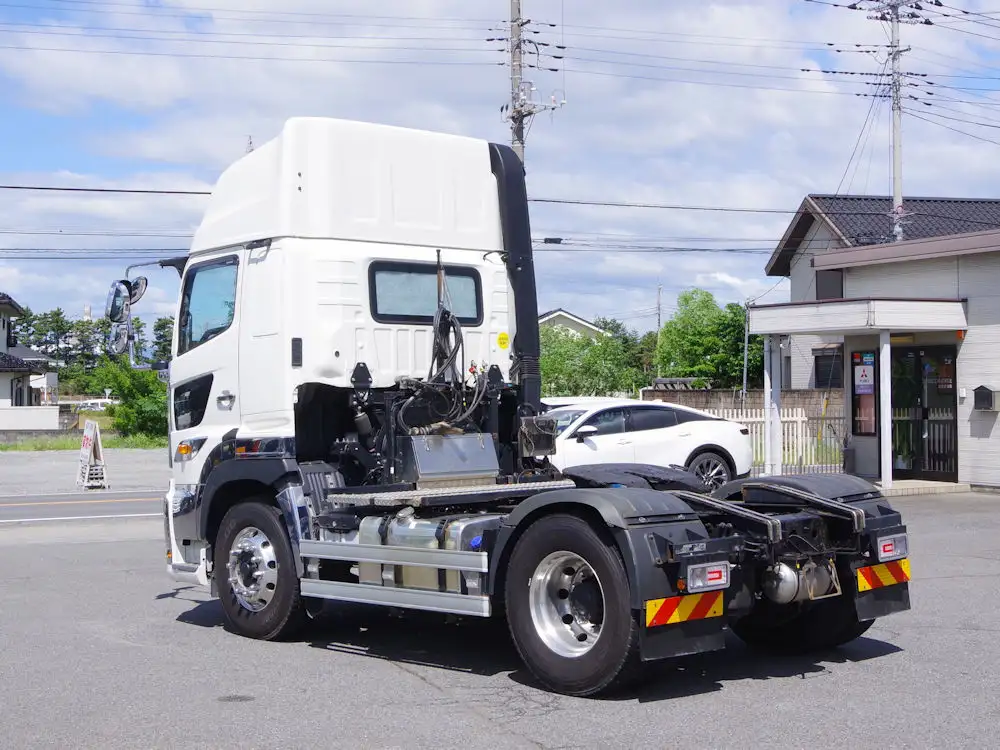 日野 プロフィア 大型 トラクター ハイルーフ 1デフの中古トラック画像4