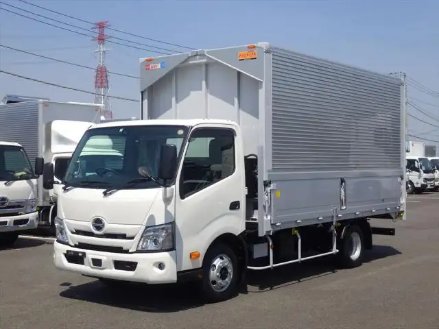 日野 デュトロ 小型 ウイング 2RG-XZU712M R4の中古トラック画像1