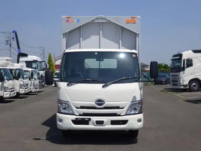 日野 デュトロ 小型 ウイング 2RG-XZU712M R4の中古トラック画像2