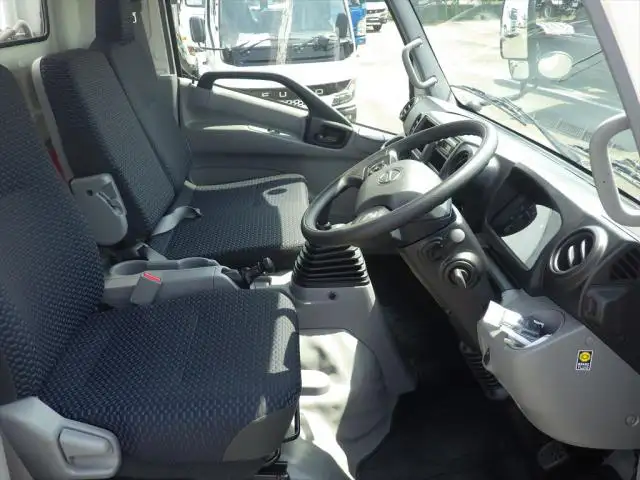 日野 デュトロ 小型 ウイング 2RG-XZU712M R4の中古トラック画像12