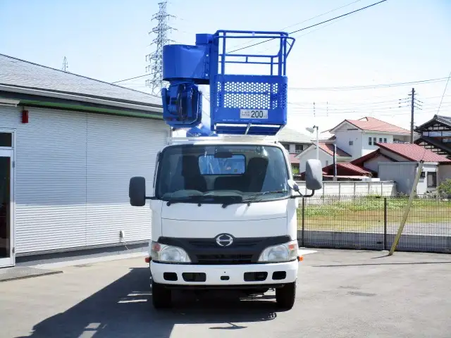 日野 デュトロ 小型 高所・建柱車 高所作業車 TKG-XZU640Fの中古トラック画像2