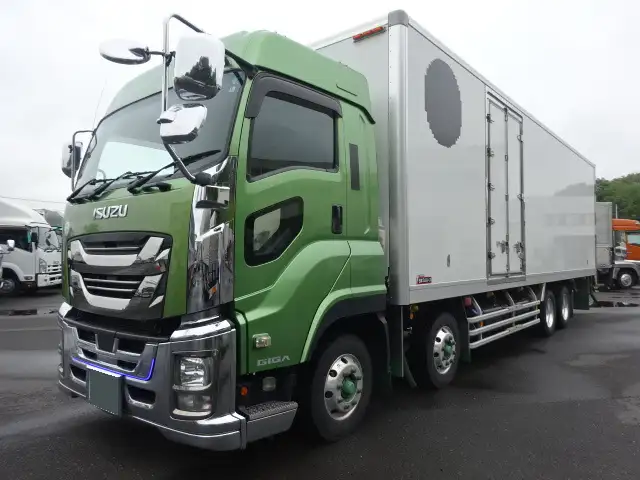 いすゞ ギガ 大型 冷凍冷蔵 QKG-CYJ77B の中古トラック【車両No