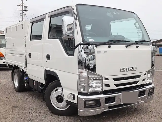いすゞ エルフ 小型 平ボディ Wキャブ 2RG-NJR88Aの中古トラック画像2