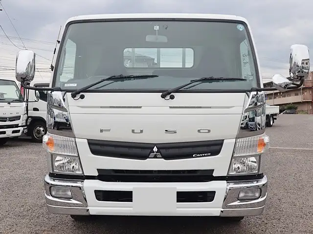 三菱 キャンター 小型 平ボディ TKG-FEB90 H27の中古トラック画像2