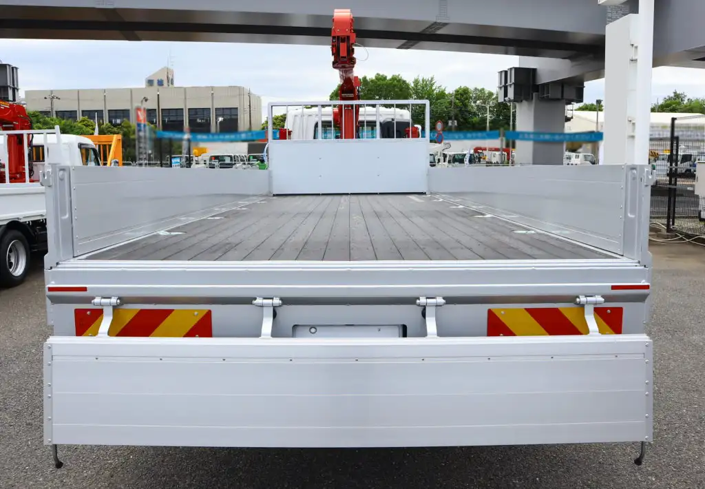 三菱 ファイター 中型/増トン 車両重機運搬 4段クレーン ラジコンの中古トラック画像4