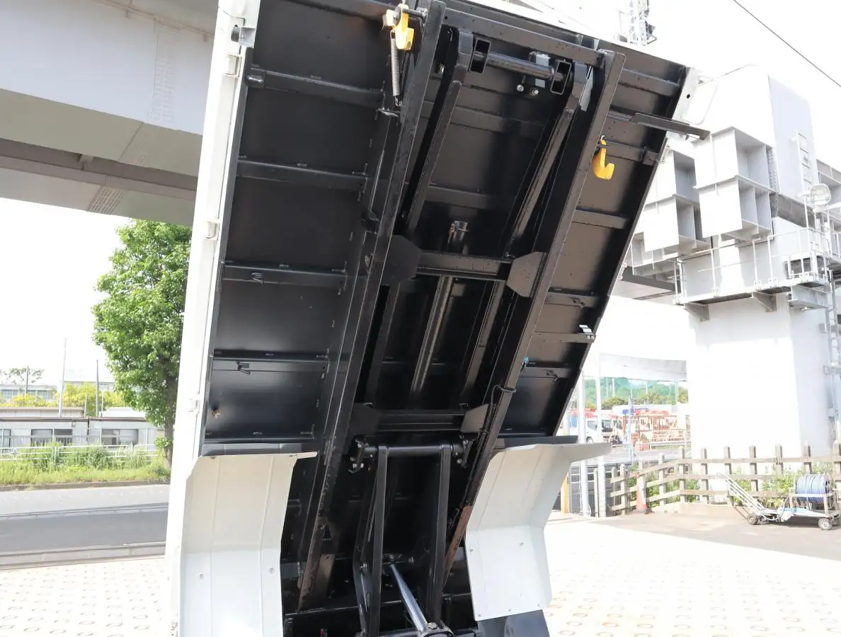 三菱 キャンター 小型 ダンプ ローダー 2RG-FBA60の中古トラック画像10