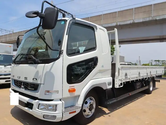 三菱 ファイター 中型/増トン 平ボディ 2KG-FK62F R2の中古トラック画像1