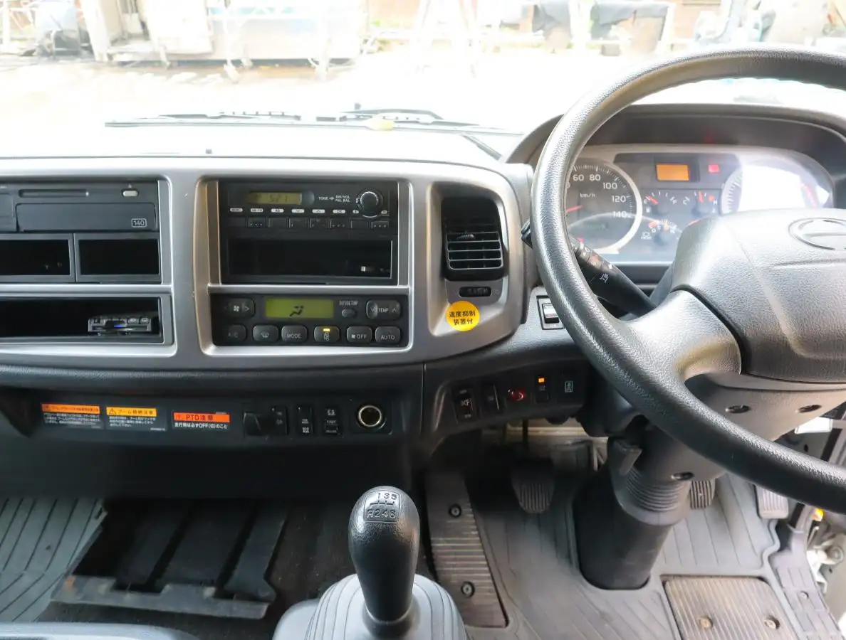 日野 レンジャー 中型/増トン クレーン付 3段 ラジコンの中古トラック画像13
