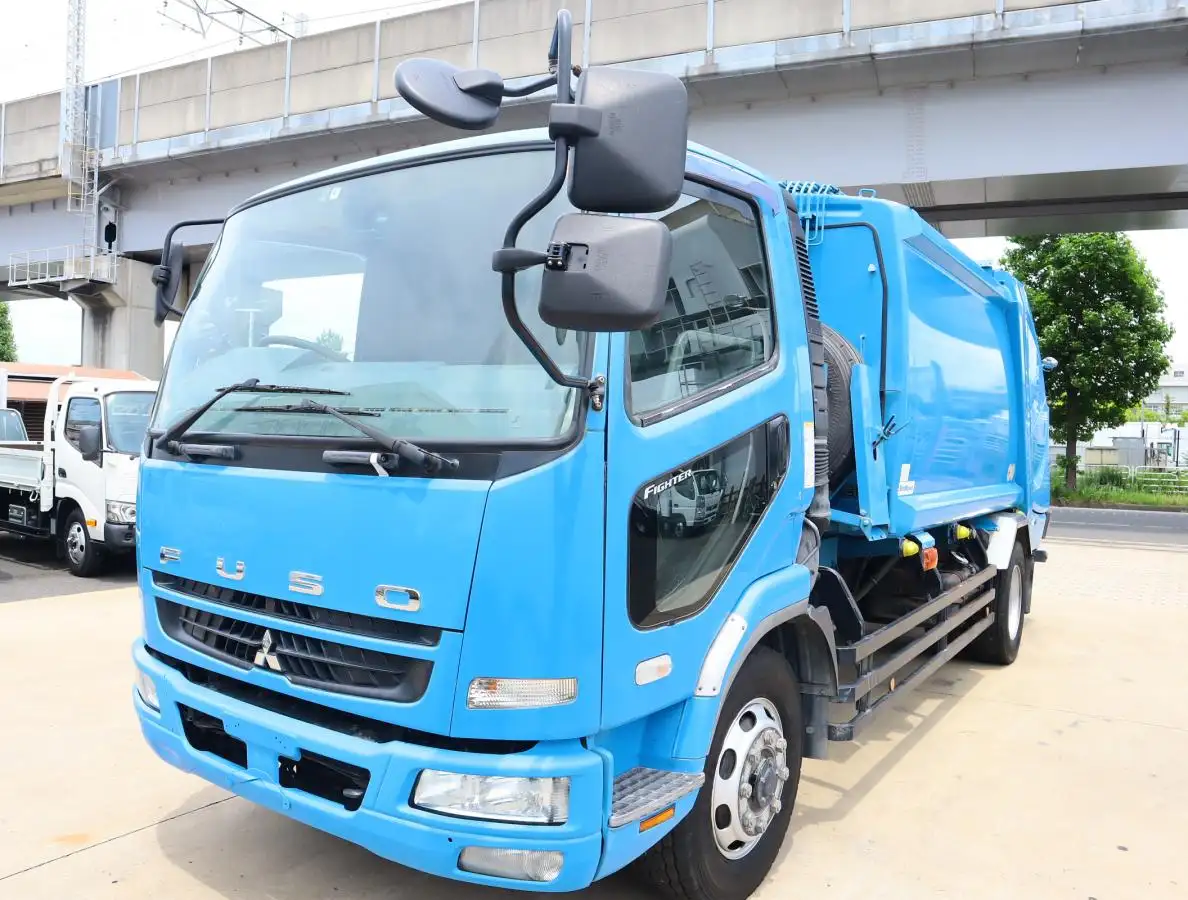 三菱 ファイター 中型/増トン パッカー車 プレス式 PDG-FK72FZの中古トラック画像1