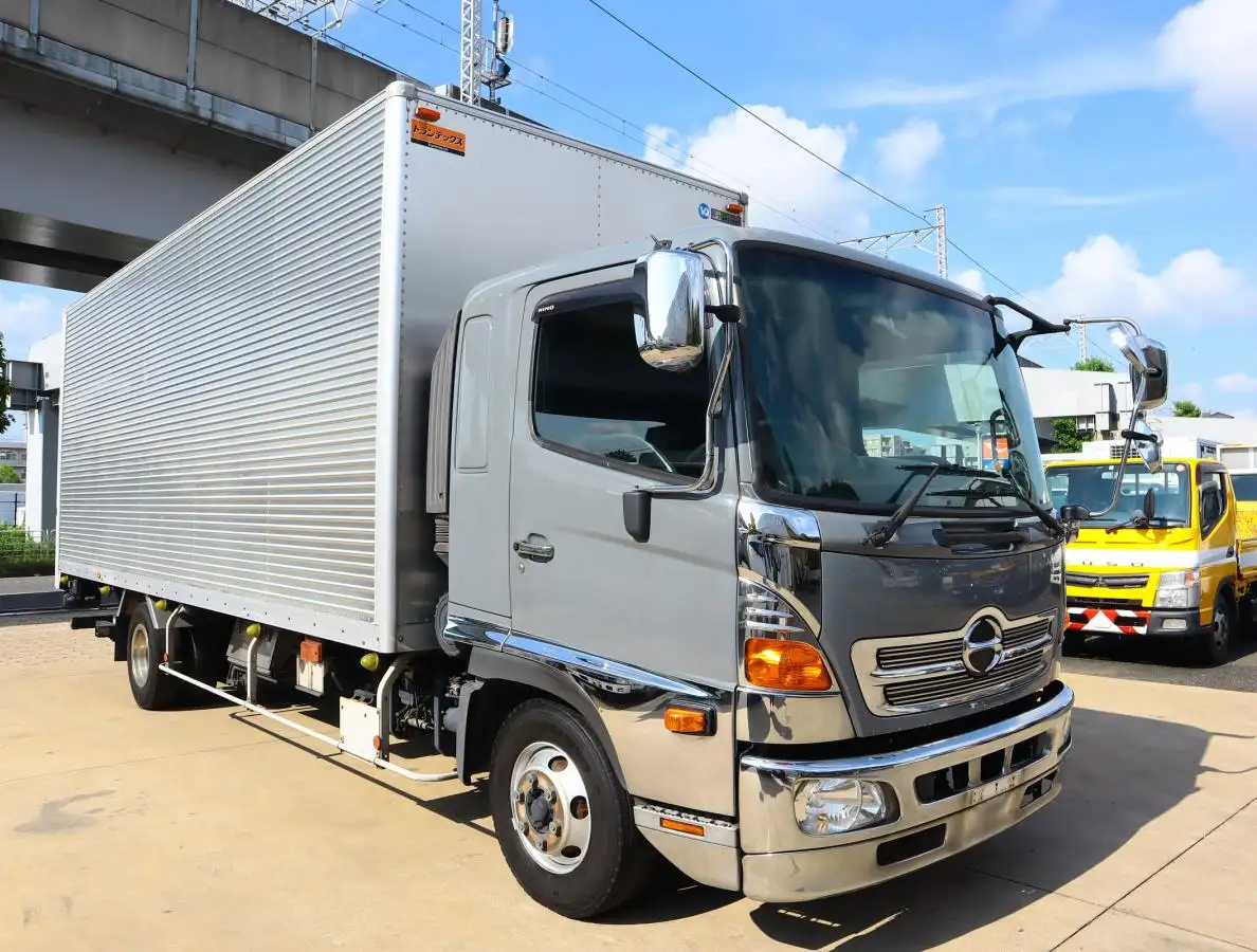 日野 レンジャー 中型/増トン アルミバン パワーゲート エアサスの中古トラック画像2