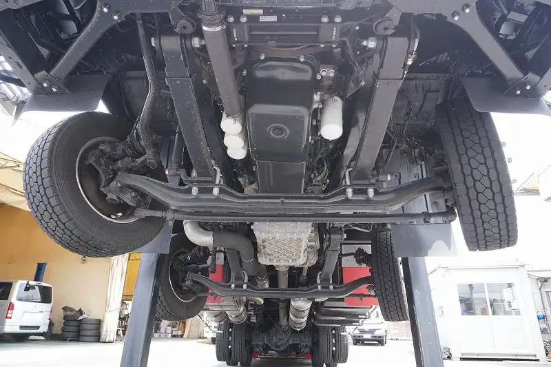 日産UD クオン 大型 車両重機運搬 ハイルーフ ウインチの中古トラック画像像17