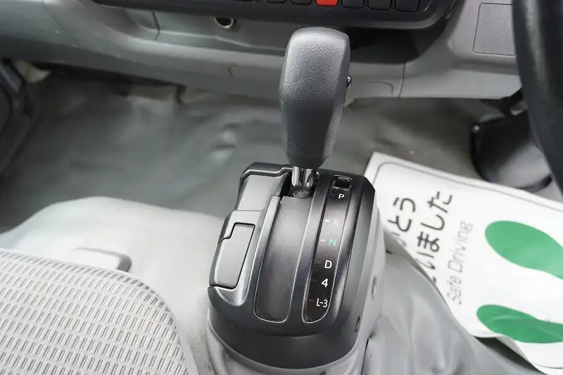 トヨタ トヨエース 小型 アルミバン サイドドア TKG-XZC605の中古トラック画像13