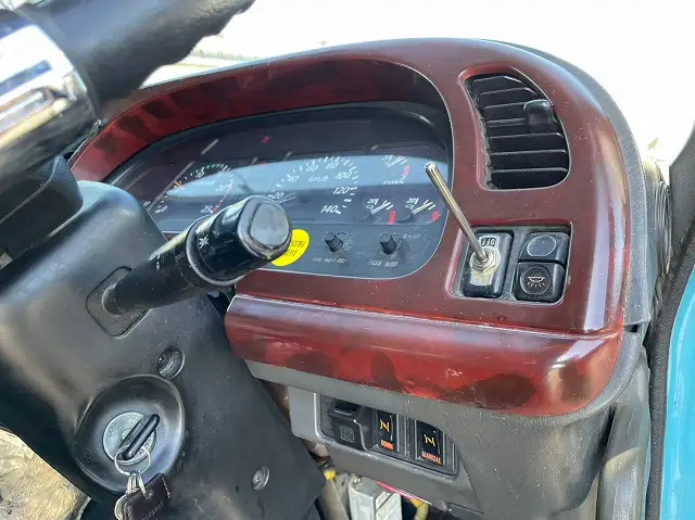 いすゞ ギガ 大型 ダンプ の中古トラック【車両No.136088