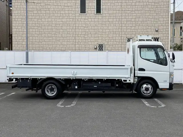 三菱 キャンター 小型 平ボディ TPG-FEA20 H30の中古トラック画像2
