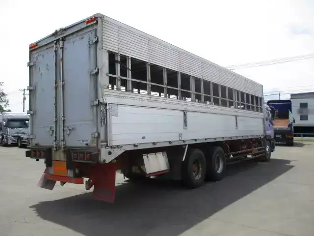 いすゞ ギガ 大型 特殊車両 KL-CYZ51V3 H15の中古トラック画像2