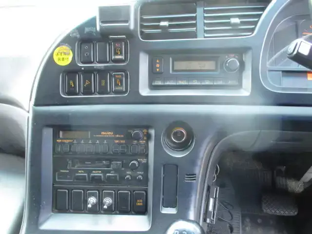 いすゞ ギガ 大型 特殊車両 KL-CYZ51V3 H15の中古トラック画像11