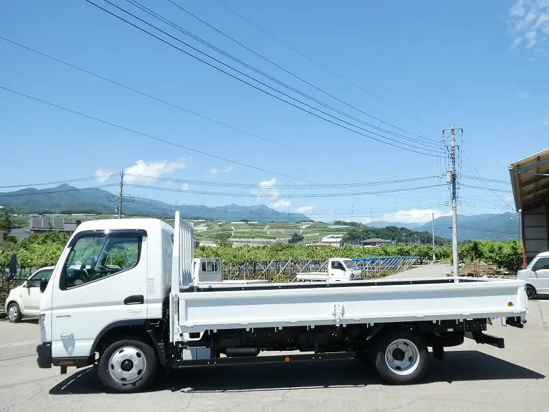 三菱 キャンター 小型 平ボディ 2RG-FEB50 R5の中古トラック画像6