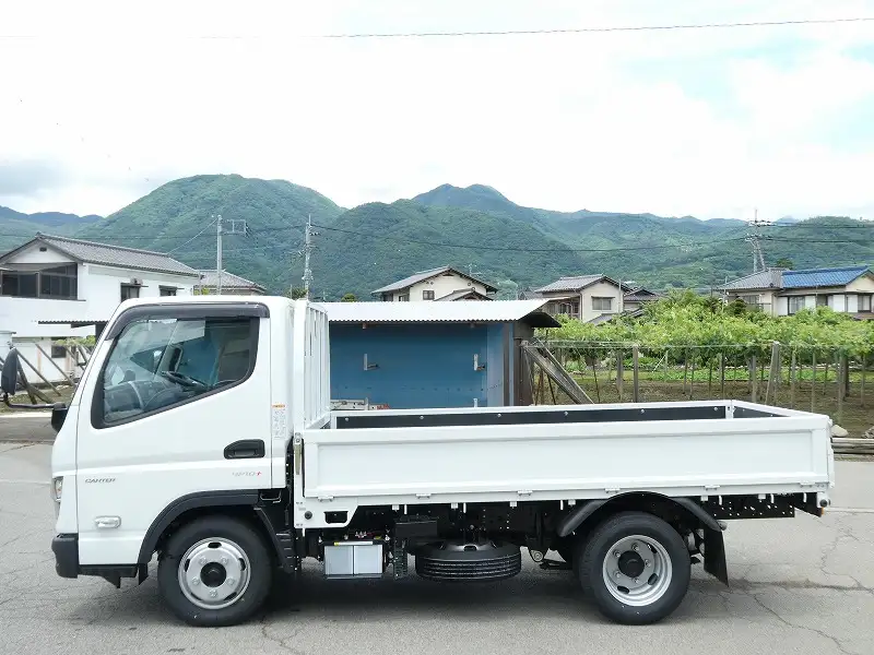 三菱 キャンター 小型 平ボディ 2RG-FBA20 R4の中古トラック画像6