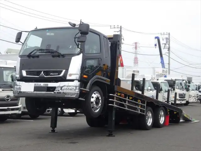 三菱 ファイター 中型/増トン 車両重機運搬 ラジコン ウインチの中古トラック画像1