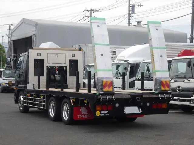 三菱 ファイター 中型/増トン 車両重機運搬 ラジコン ウインチの中古トラック画像4
