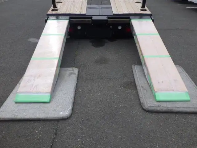 三菱 ファイター 中型/増トン 車両重機運搬 ラジコン ウインチの中古トラック画像10