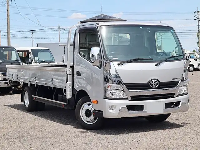 トヨタ ダイナ 小型 平ボディ 床鉄板 TKG-XZU720の中古トラック画像2