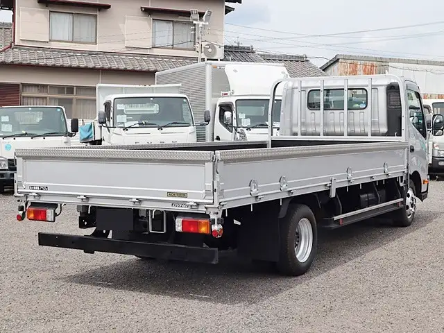 トヨタ ダイナ 小型 平ボディ 床鉄板 TKG-XZU720の中古トラック画像4