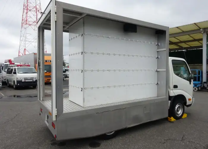 トヨタ ダイナ 小型 特殊車両 ABF-TRY230 H27の中古トラック画像3
