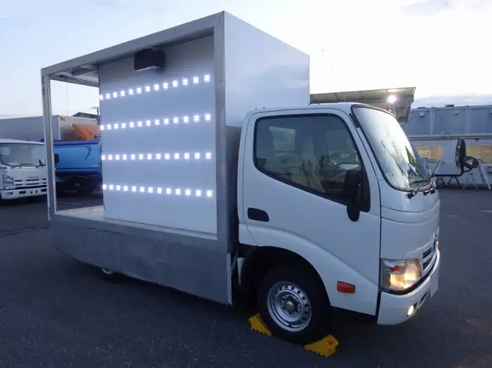 トヨタ ダイナ 小型 特殊車両 ABF-TRY230 H27の中古トラック画像2