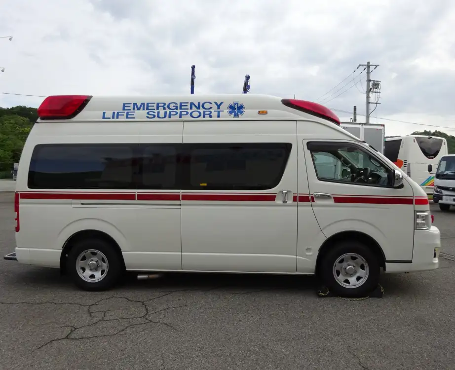 トヨタ ハイエース 小型 特殊車両 CBF-TRH226S H23の中古トラック画像3