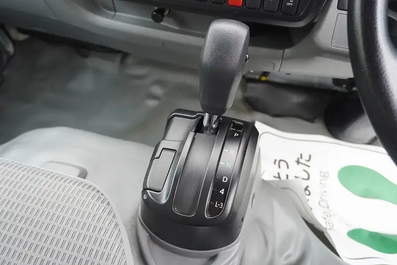 トヨタ トヨエース 小型 アルミバン サイドドア TKG-XZC605の中古トラック画像12