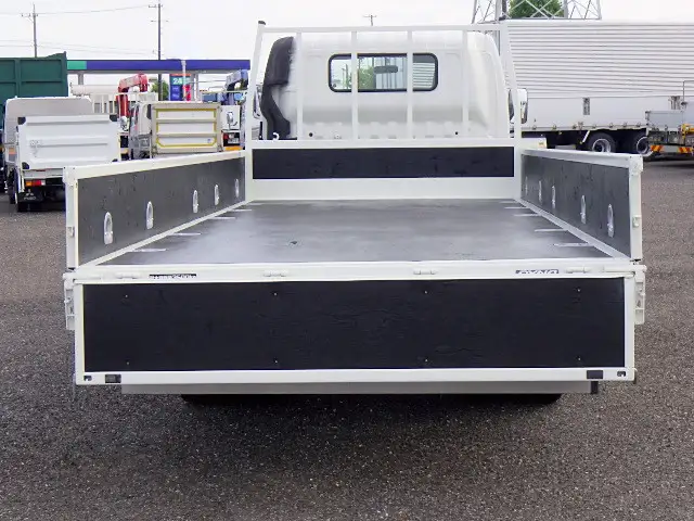 トヨタ ダイナ 小型 平ボディ PB-XZU423 H17の中古トラック画像4