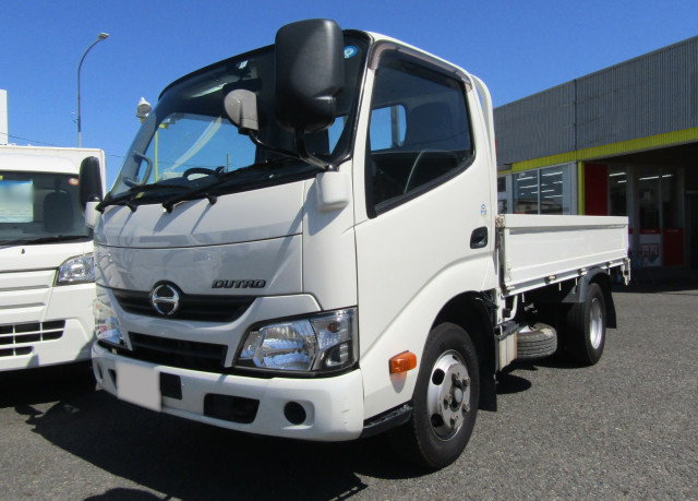 日野 デュトロ 小型 平ボディ 10尺 TPG-XZC605M