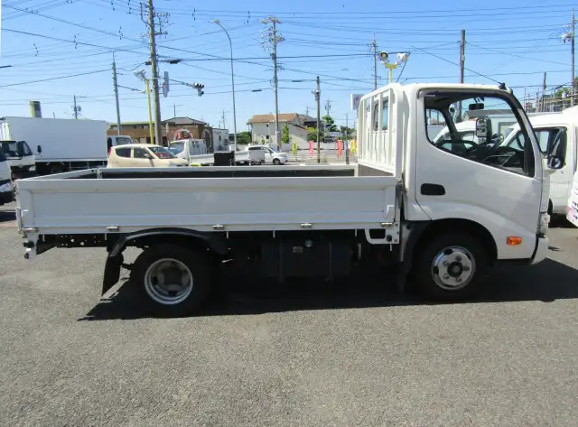 日野 デュトロ 小型 平ボディ TPG-XZC605M H31/R1の中古トラック画像2