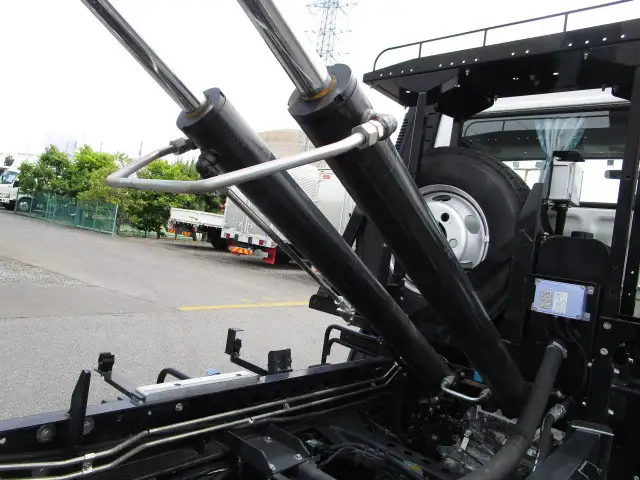三菱 ファイター 中型/増トン アームロール ツインホイスト 2KG-FK72Fの中古トラック画像9