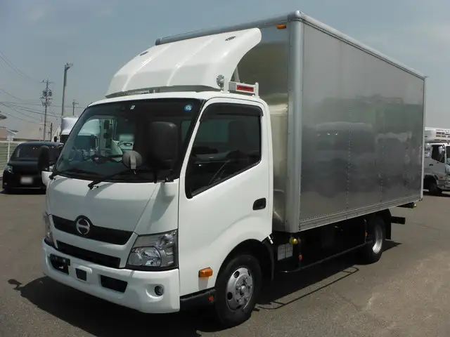 日野 デュトロ 小型 アルミバン シャッター式 TKG-XZU710M｜画像1