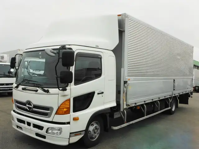 日野 レンジャー 中型/増トン ウイング ベッド TKG-FD9JPAAの中古トラック画像1