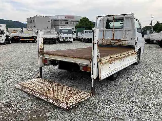 マツダ ボンゴ 小型 平ボディ パワーゲート 床鉄板の中古トラック画像4