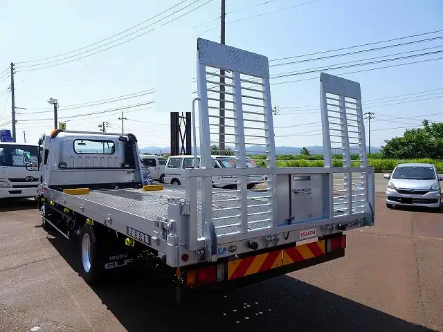 いすゞ エルフ 小型 車両重機運搬 ラジコン ウインチの中古トラック画像4