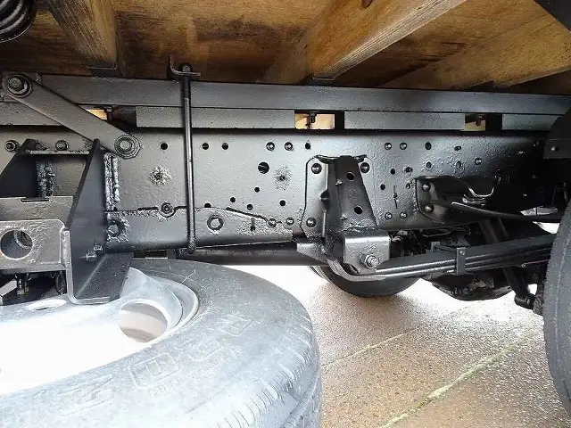 いすゞ エルフ 小型 クレーン付 6段 ラジコンの中古トラック画像像17