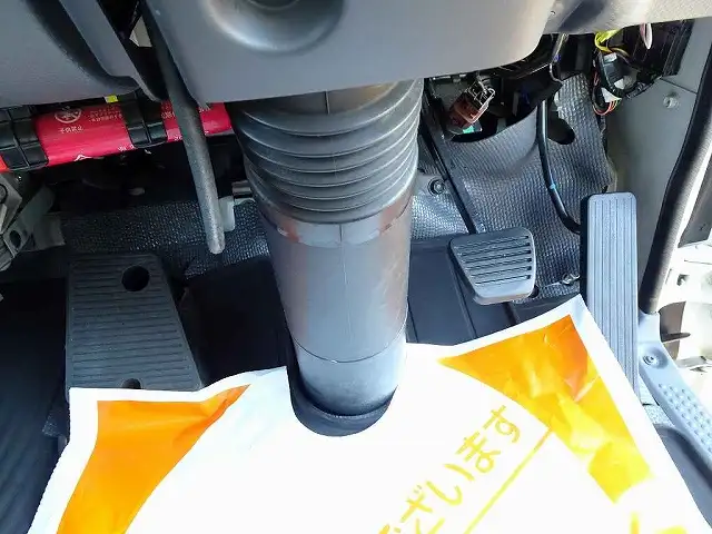 いすゞ エルフ 小型 平ボディ 床鉄板 TPG-NJR85Aの中古トラック画像13
