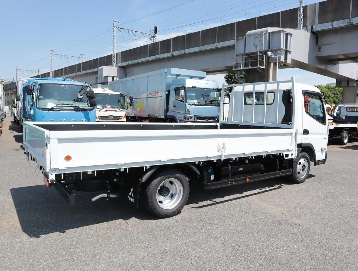 三菱 キャンター 小型 平ボディ 2RG-FEB50 R5の中古トラック画像3