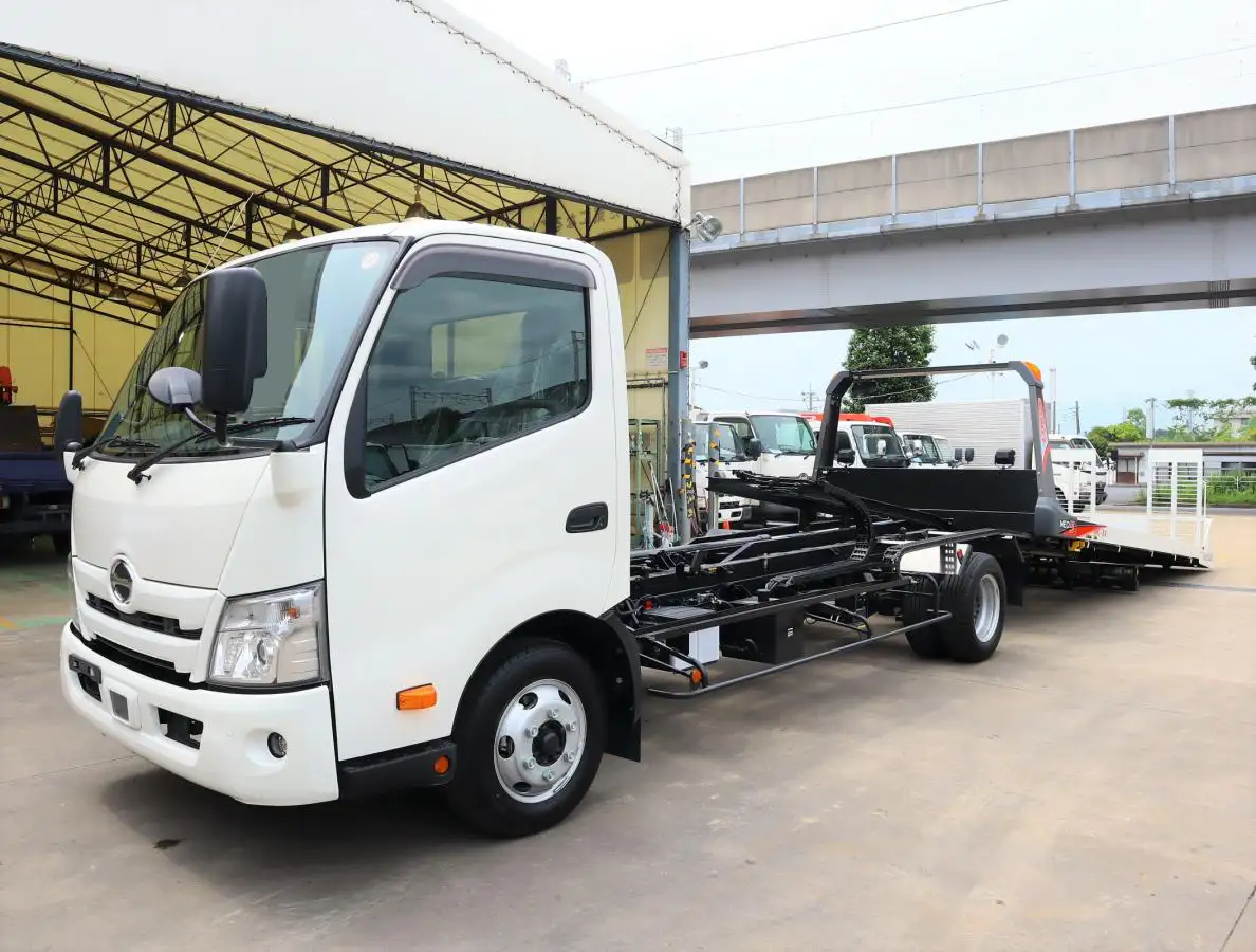 日野 デュトロ 小型 車両重機運搬 ラジコン ウインチの中古トラック画像1